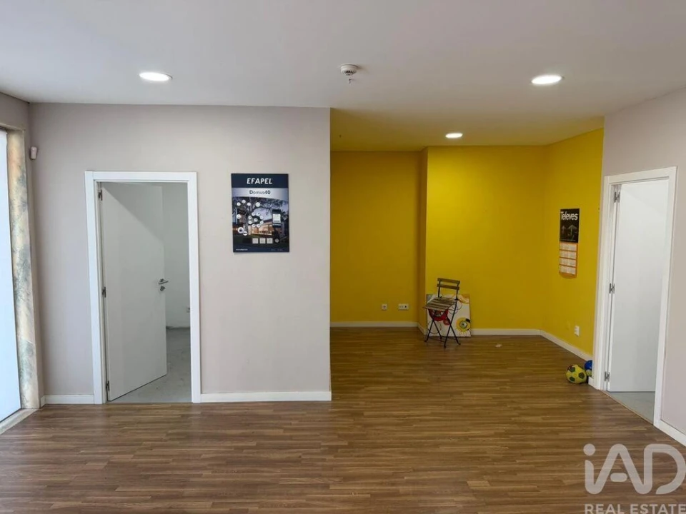 Loja para Venda em Loule (São Clemente) Foto 1