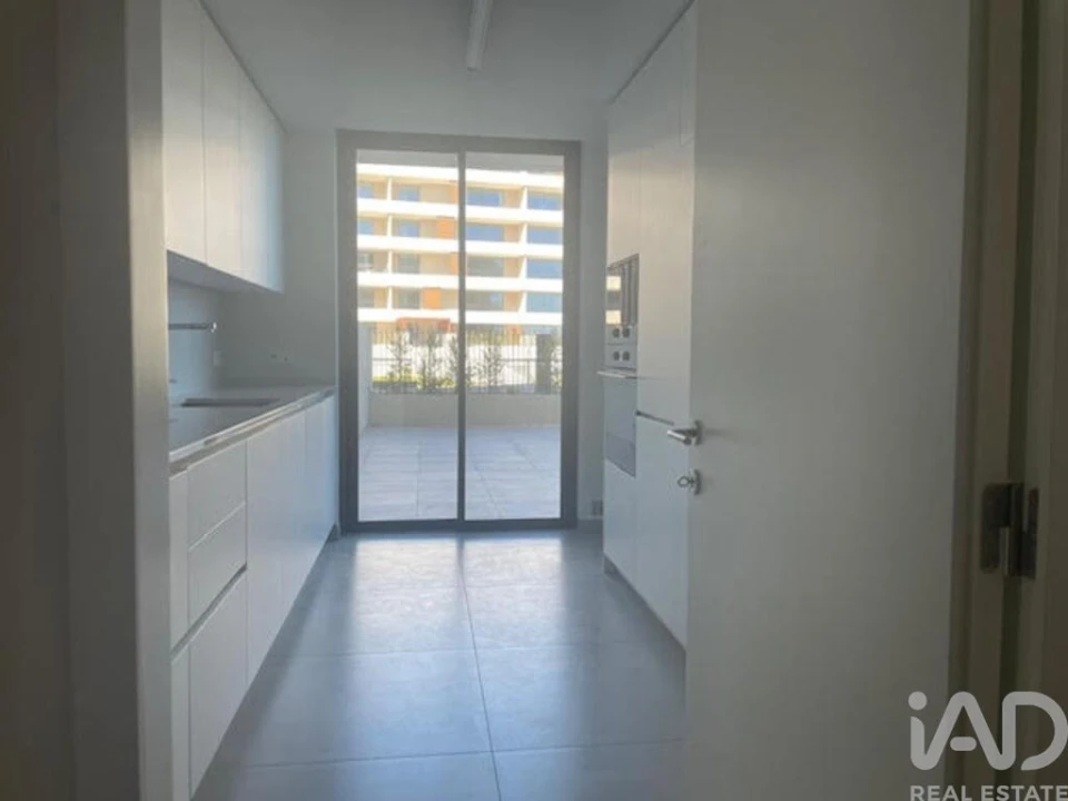 Apartamento T3 para Arrendamento em Póvoa de Santa Iria e Forte da Casa Foto 3