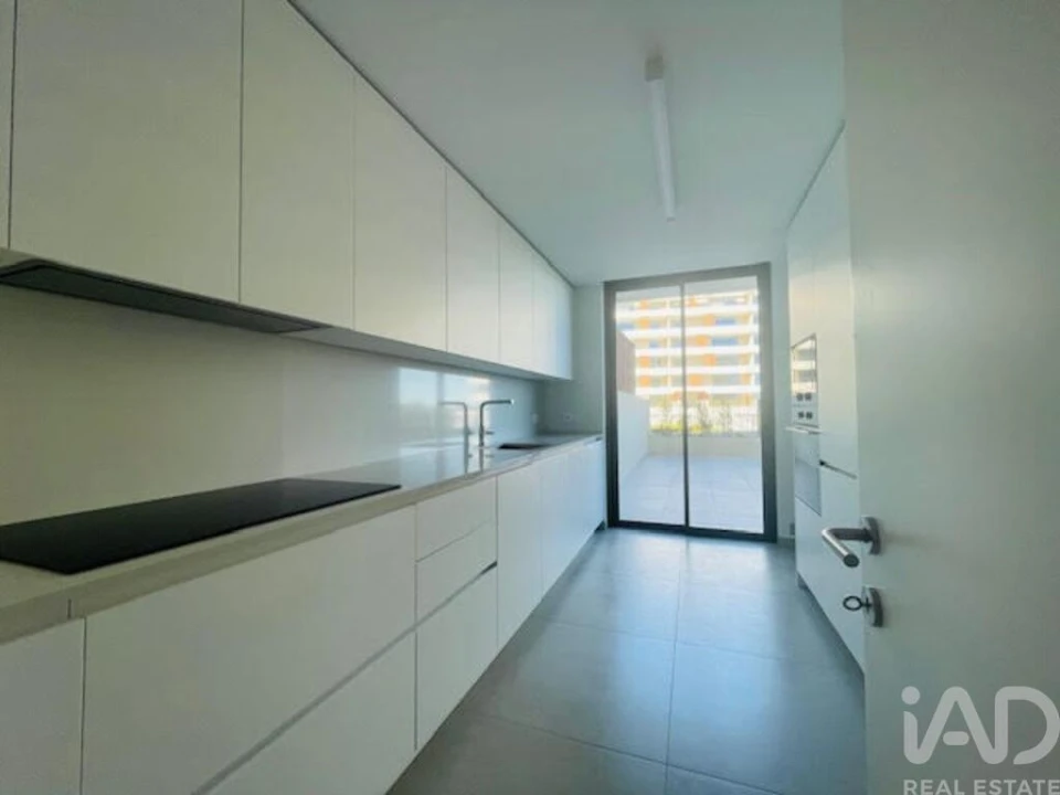 Apartamento T3 para Arrendamento em Póvoa de Santa Iria e Forte da Casa Foto 5