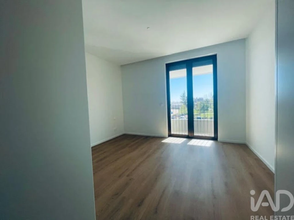 Apartamento T3 para Arrendamento em Póvoa de Santa Iria e Forte da Casa Foto 19