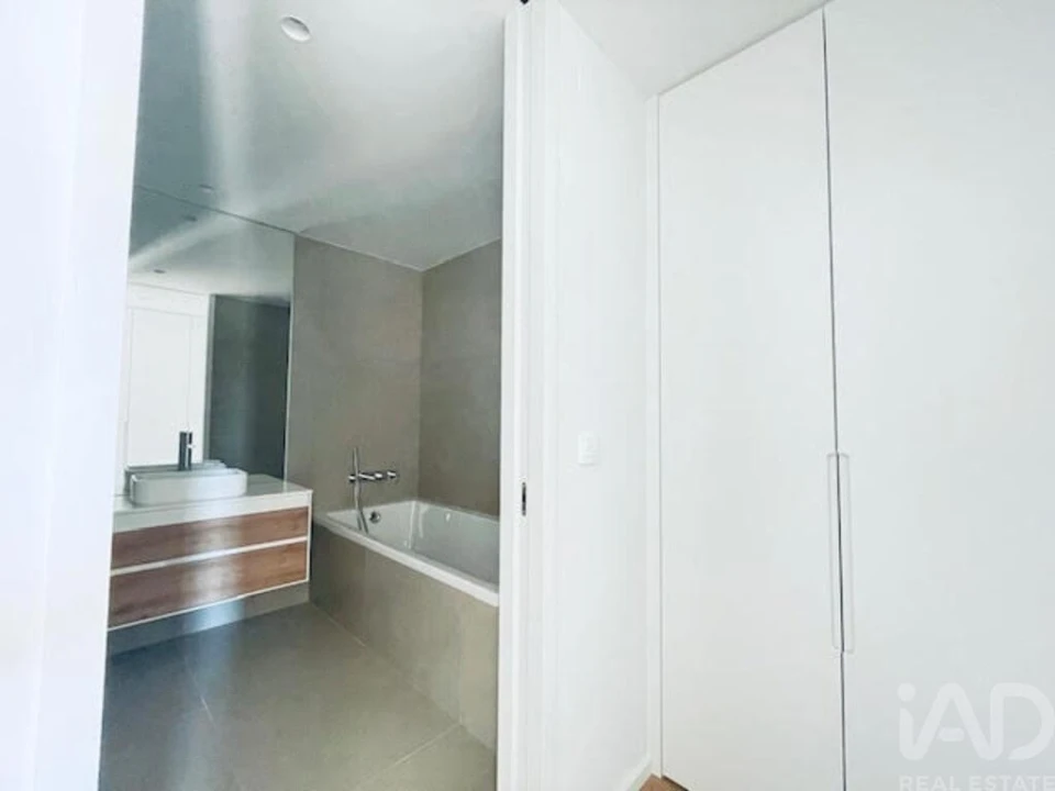 Apartamento T3 para Arrendamento em Póvoa de Santa Iria e Forte da Casa Foto 16