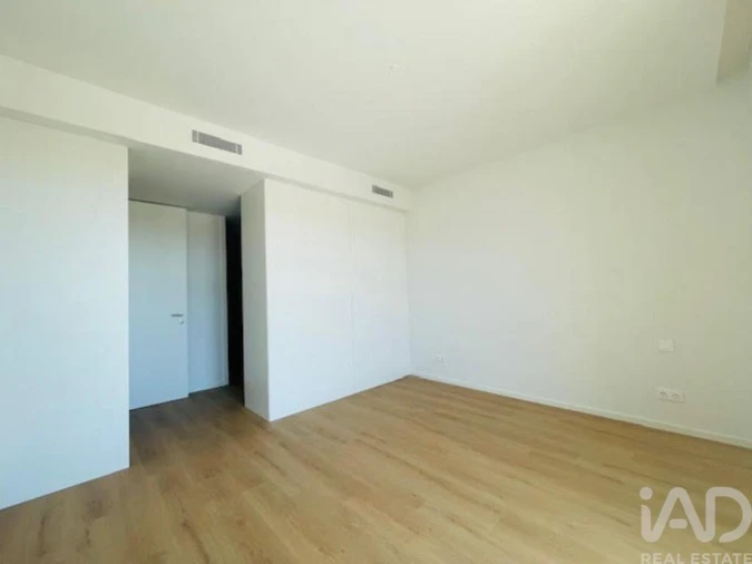 Apartamento T3 para Arrendamento em Póvoa de Santa Iria e Forte da Casa Foto 14