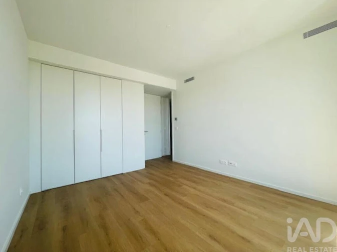 Apartamento T3 para Arrendamento em Póvoa de Santa Iria e Forte da Casa Foto 18