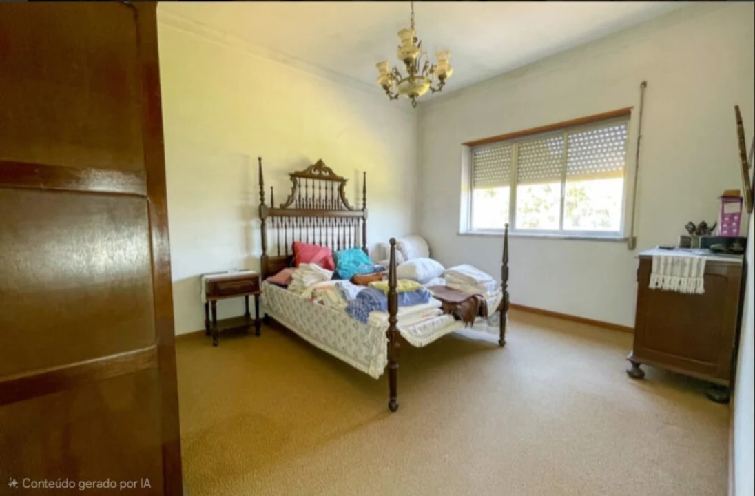 Quinta T4 para Venda em Eiras e São Paulo de Frades Foto 16