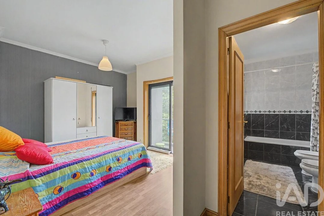 Apartamento T2 para Venda em Aguas Santas Foto 28