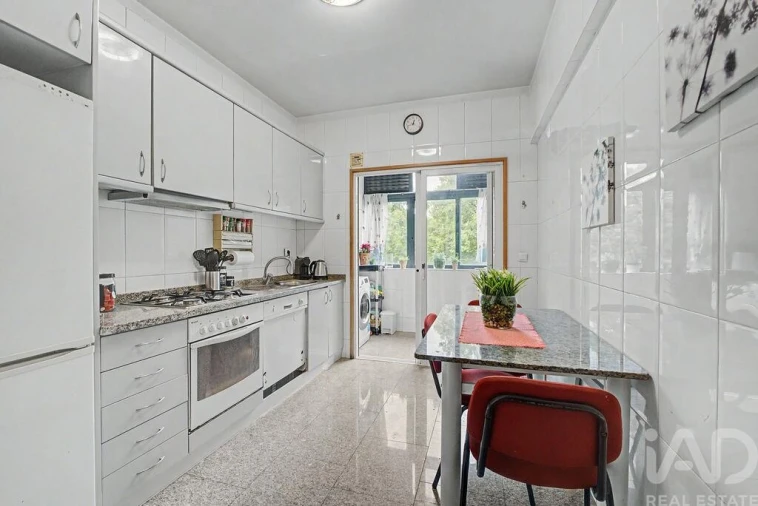 Apartamento T2 para Venda em Aguas Santas Foto 14