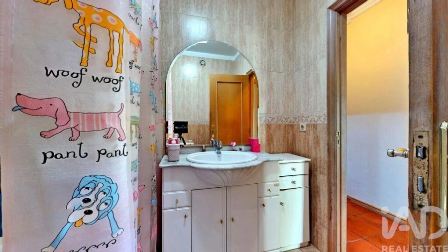 Apartamento T2 para Venda em Aguas Santas Foto 16