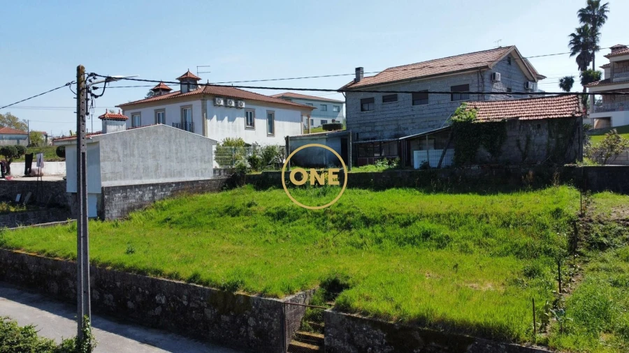 Terreno para Venda em Carvalhosa Foto 7