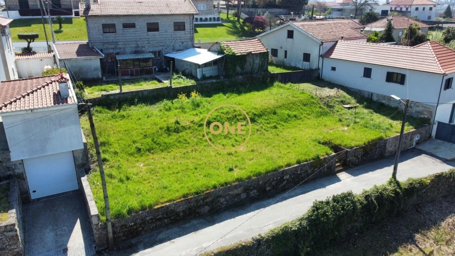 Terreno para Venda em Carvalhosa Foto 5