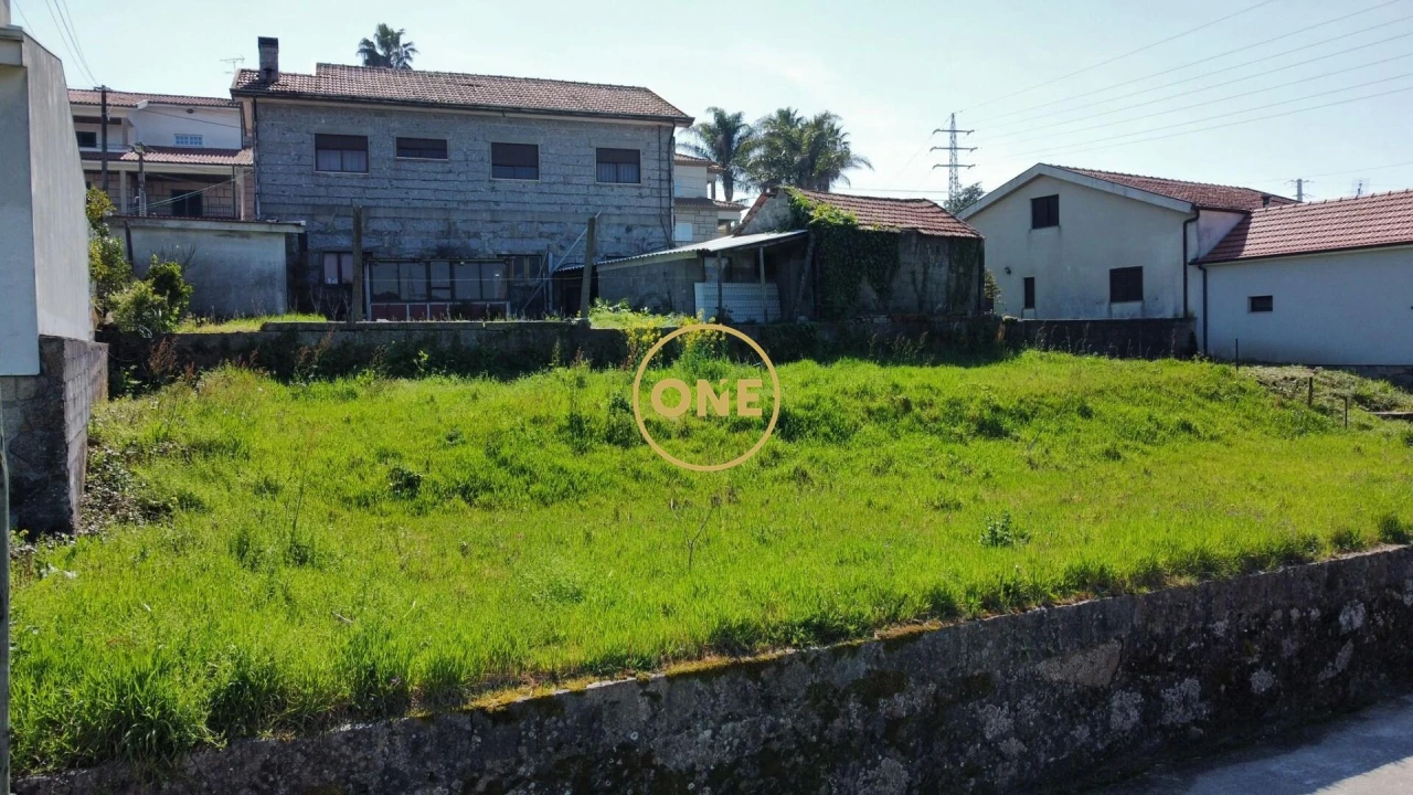 Terreno para Venda em Carvalhosa Foto 10