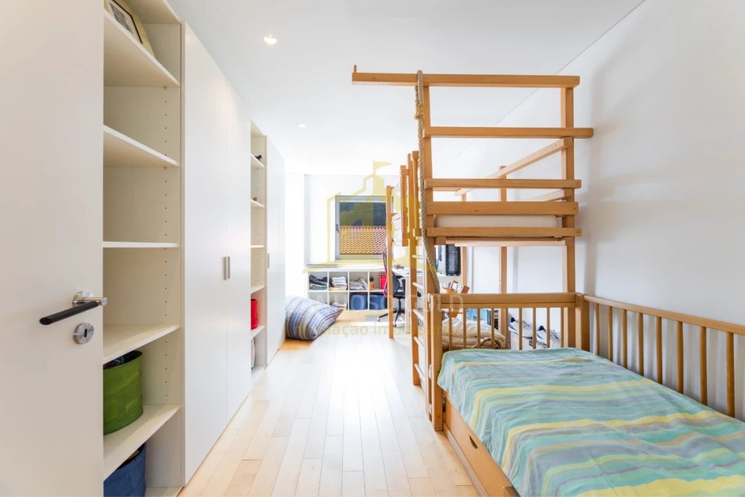 Moradia T5 para Venda em Lanhoso Foto 25