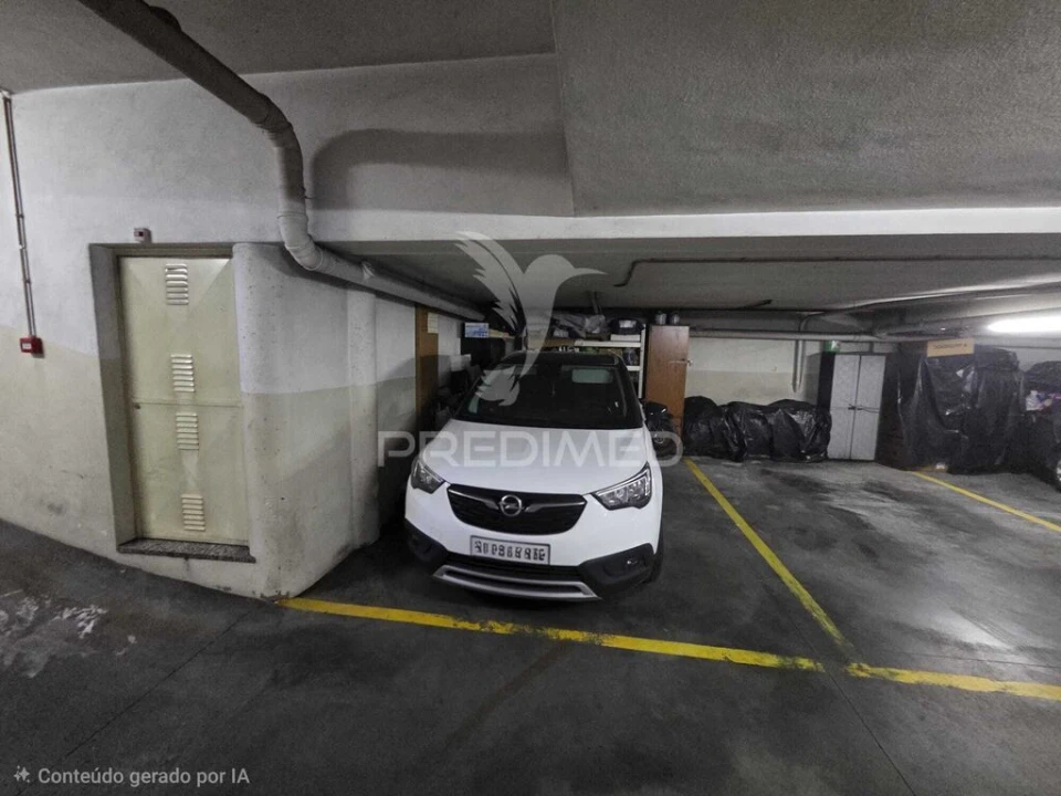 Apartamento T1 para Venda em Santa Maria de Lamas Foto 18