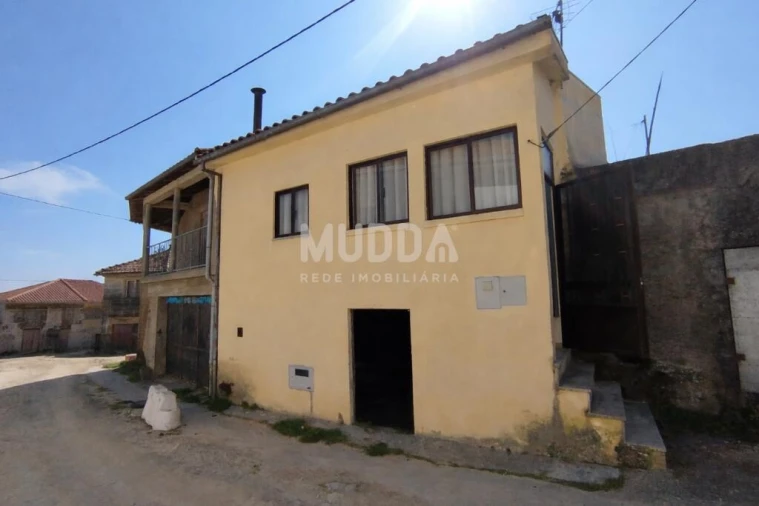 Moradia T1 para Venda em Loivos e Póvoa de Agrações