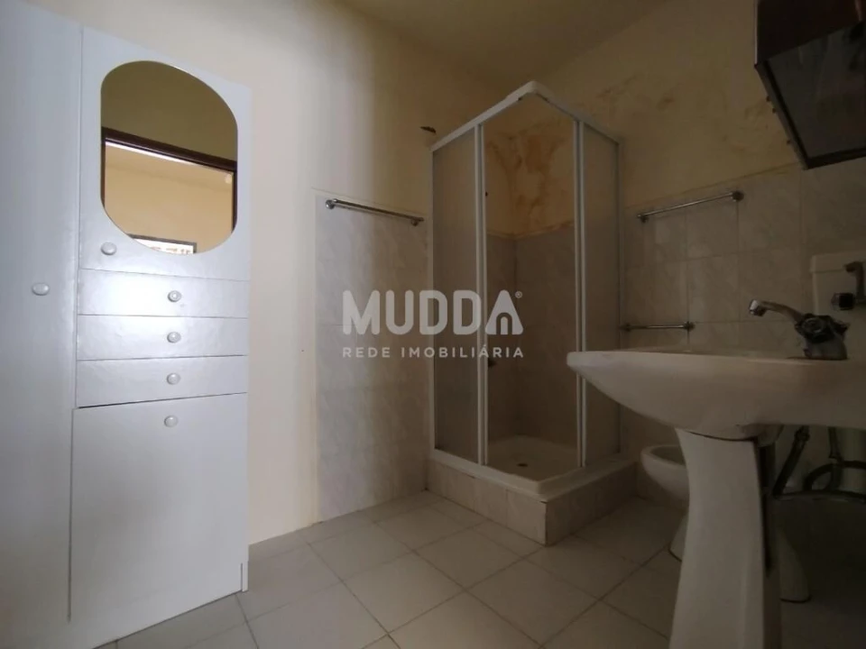 Moradia T1 para Venda em Loivos e Póvoa de Agrações Foto 10