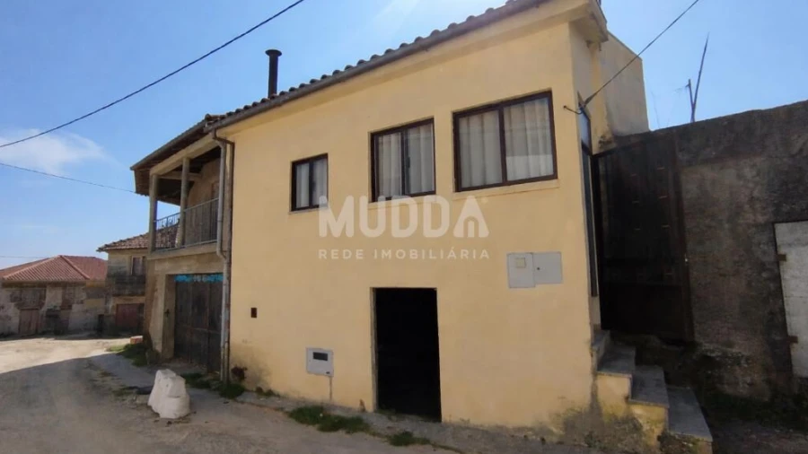 Moradia T1 para Venda em Loivos e Póvoa de Agrações