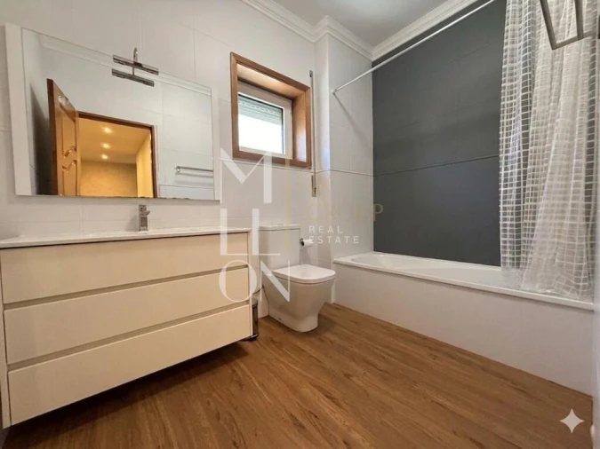 Apartamento T3 para Venda em Arvore Foto 9