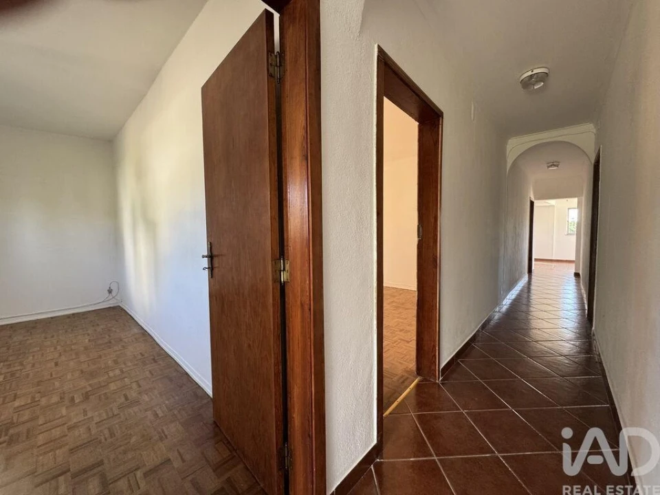 Moradia para Venda em Casais e Alviobeira Foto 7