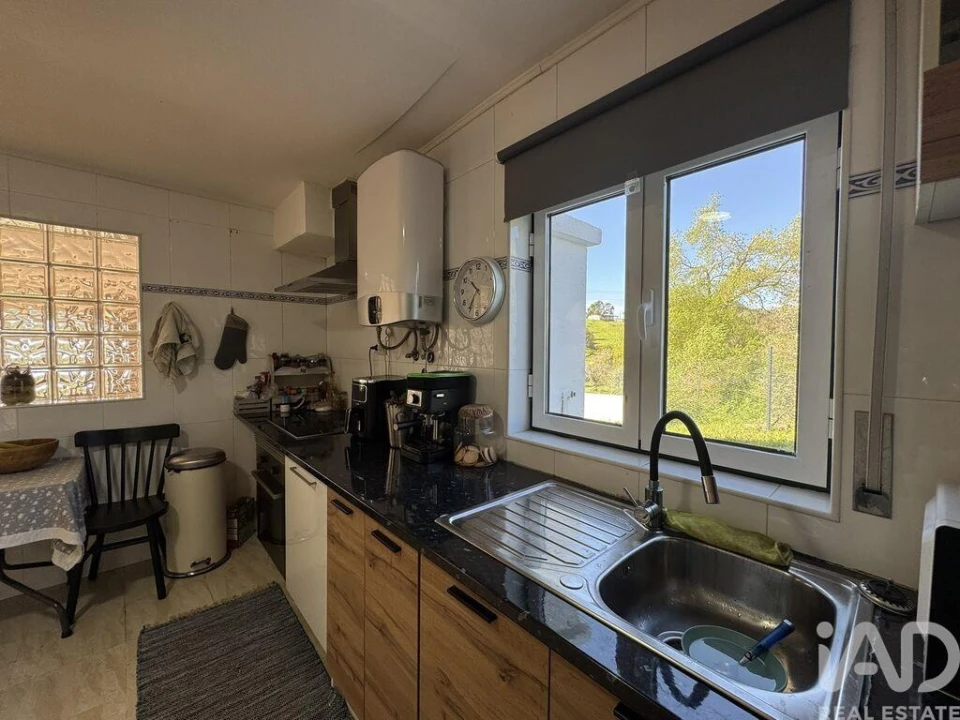 Moradia para Venda em Casais e Alviobeira Foto 24