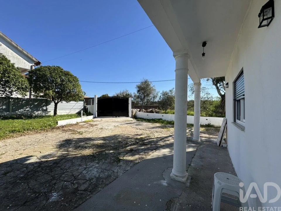 Moradia para Venda em Casais e Alviobeira Foto 5