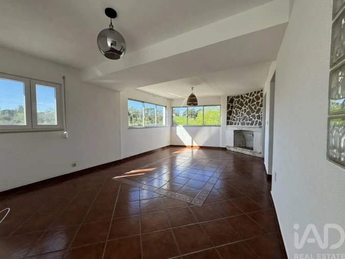 Moradia para Venda em Casais e Alviobeira Foto 16