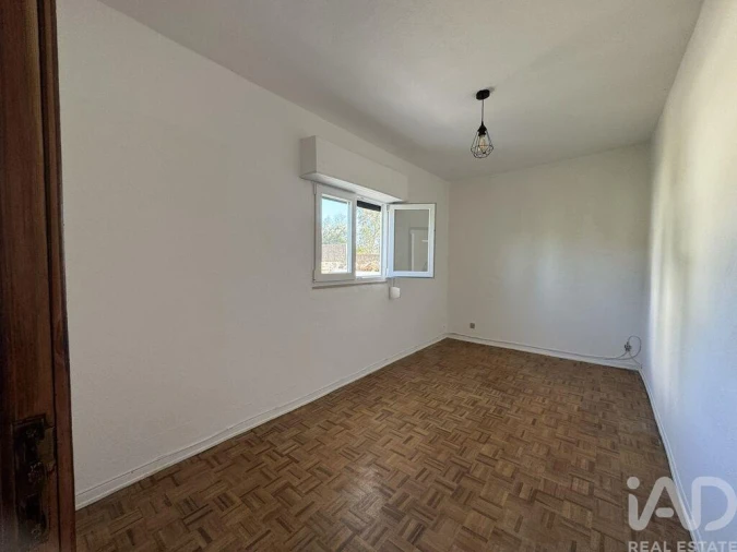 Moradia para Venda em Casais e Alviobeira Foto 8