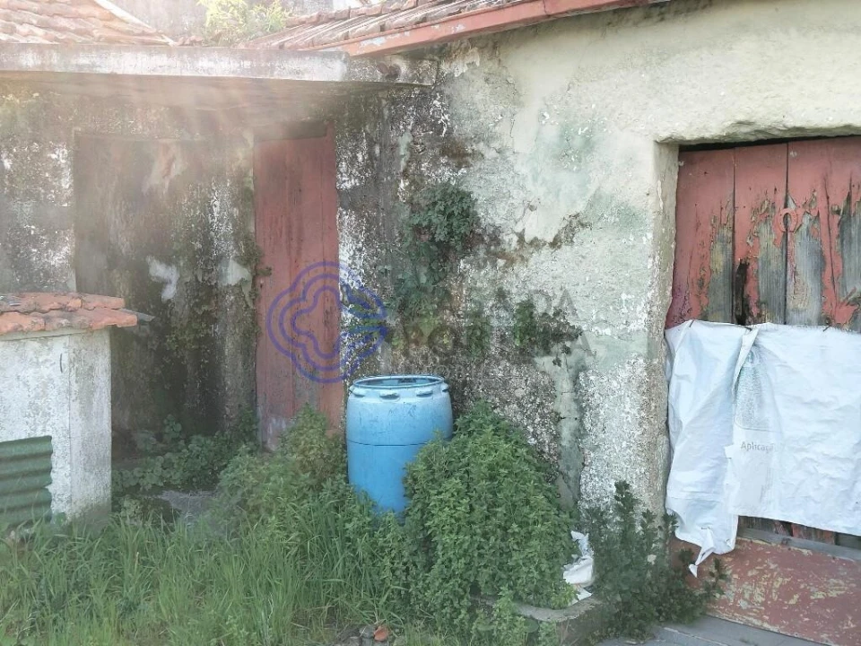 Moradia T2 para Venda em Vila Nova do Campo Foto 1