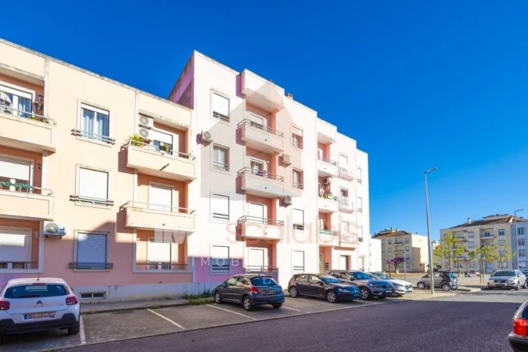 Apartamento T3 para Venda em Almeirim Foto 25