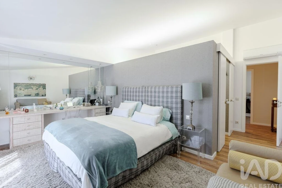 Moradia T3 para Venda em Carvoeira e Carmões Foto 34