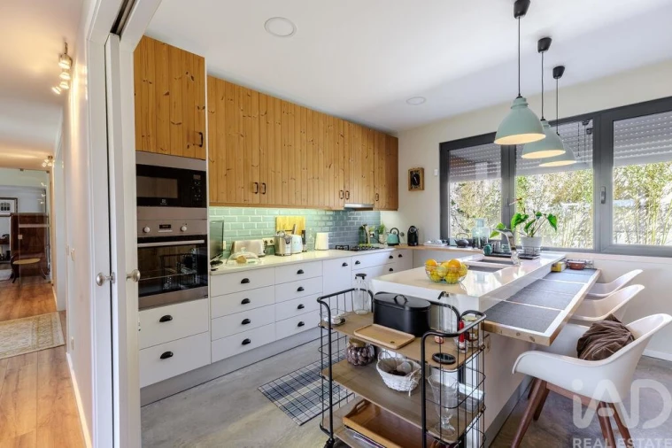 Moradia T3 para Venda em Carvoeira e Carmões Foto 22