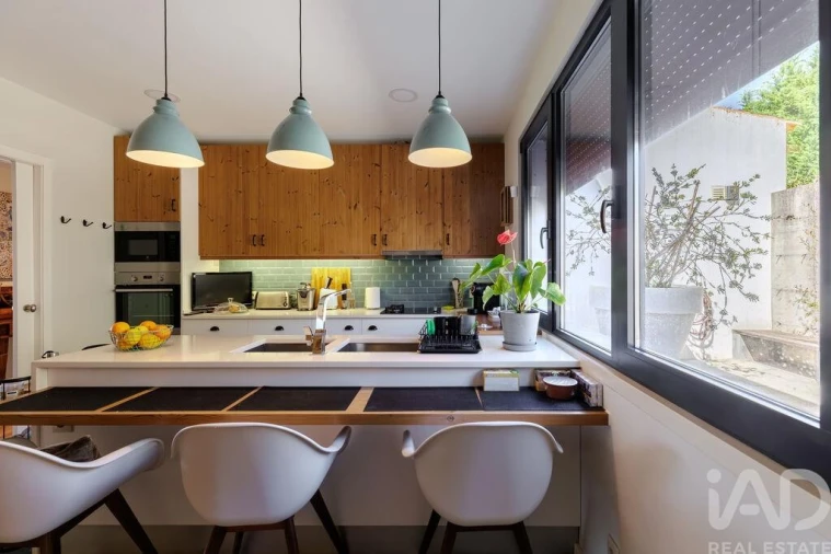 Moradia T3 para Venda em Carvoeira e Carmões Foto 21