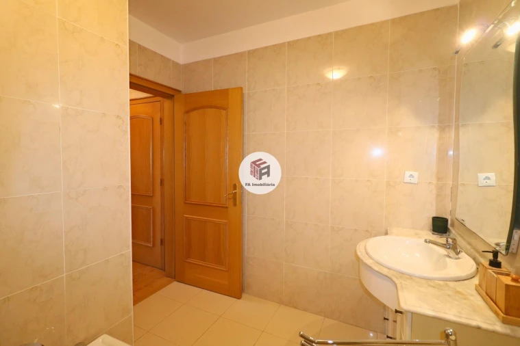 Apartamento T2 para Venda em São Mamede de Infesta e Senhora da Hora Foto 9