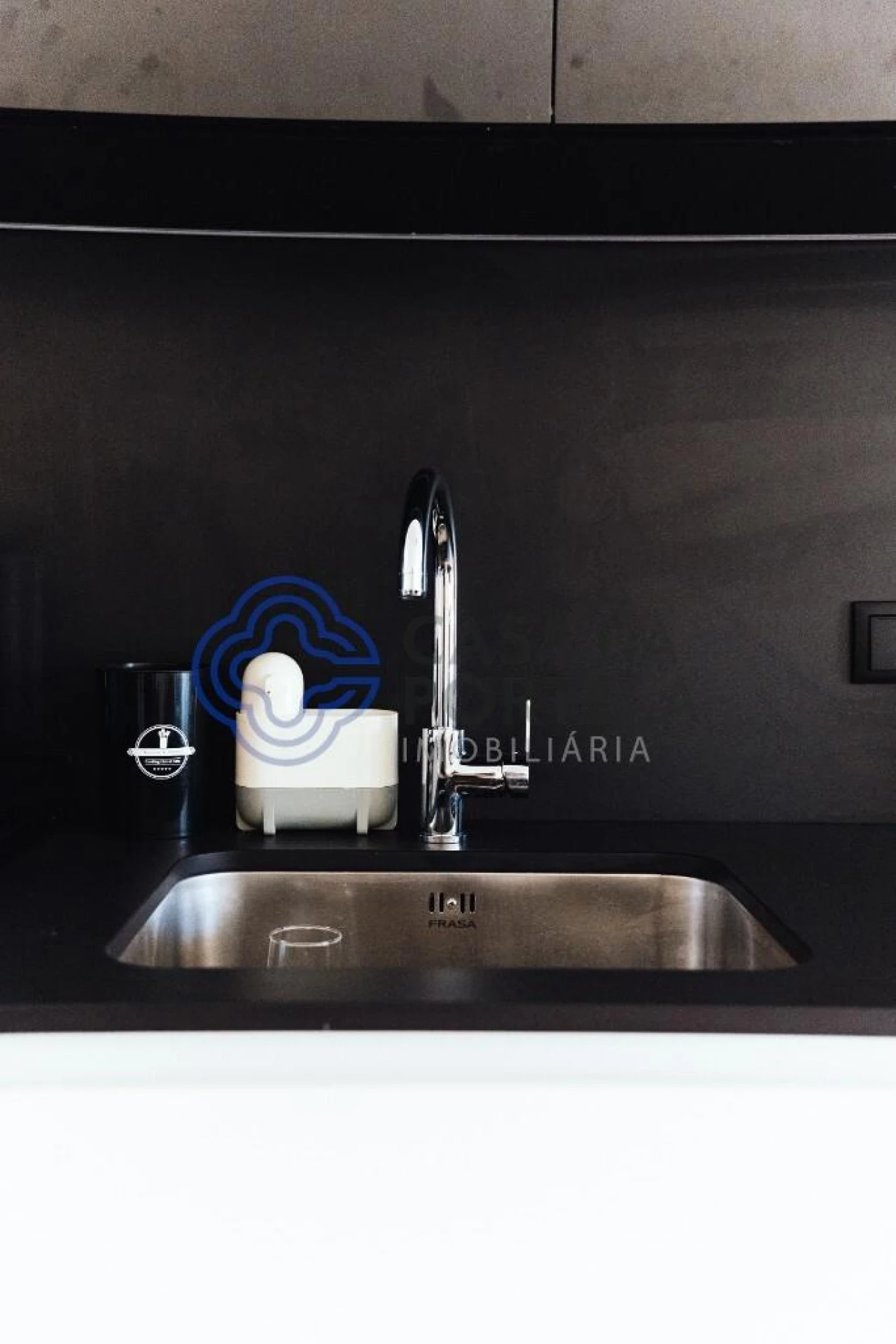 Apartamento T1 para Venda em Campanhã Foto 7