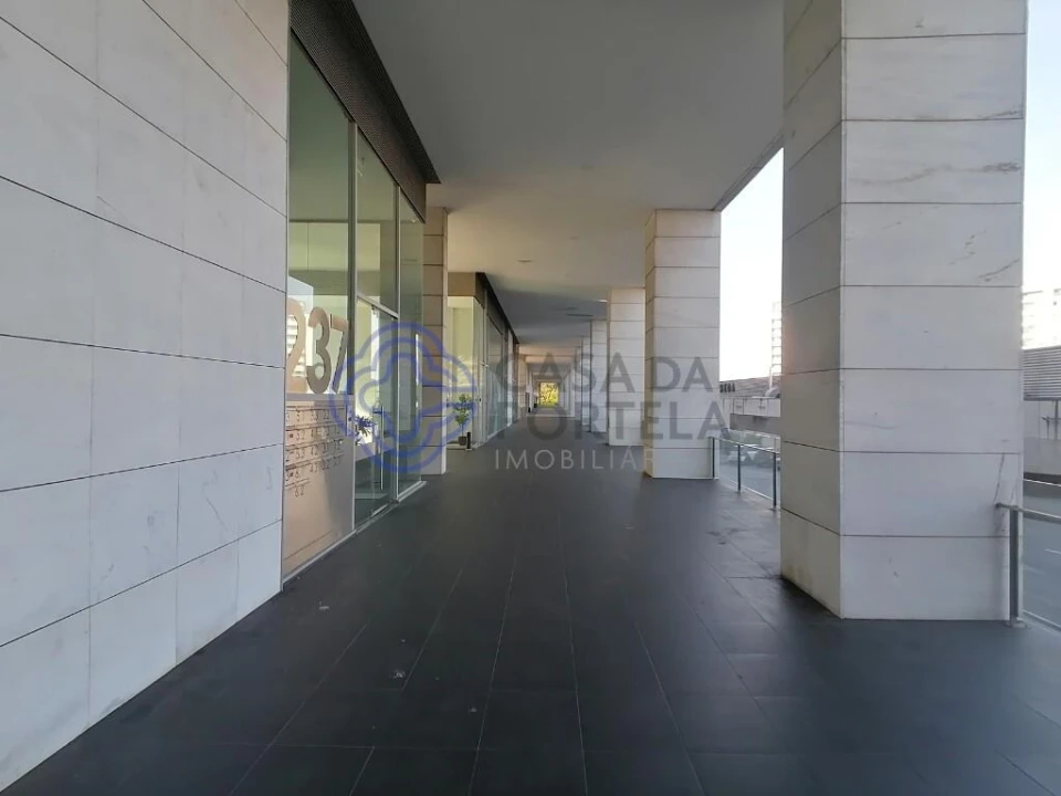 Apartamento T1 para Venda em Campanhã Foto 26