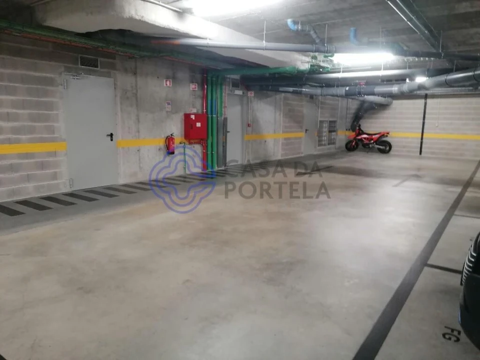 Apartamento T1 para Venda em Campanhã Foto 34