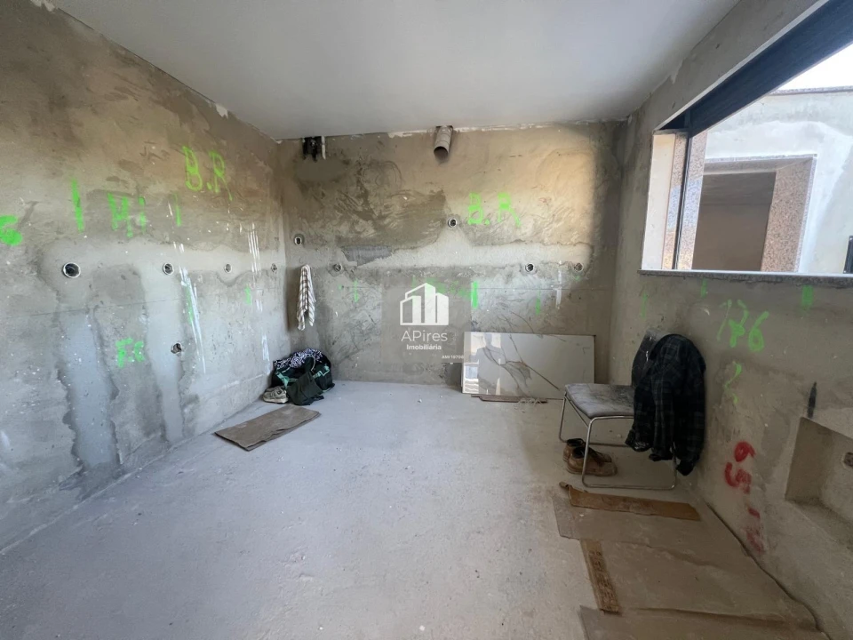 Moradia T4 para Venda em Caparica e Trafaria Foto 36