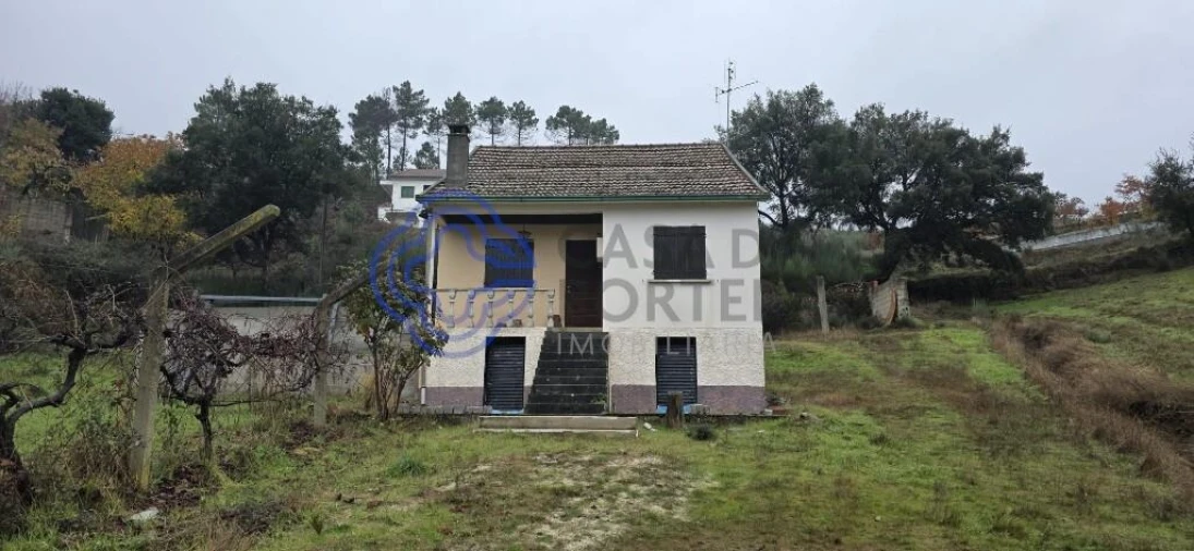 Moradia T3 para Venda em Jou