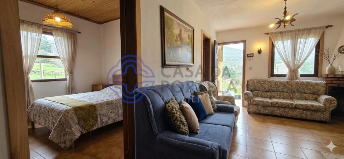 Moradia T3 para Venda em Jou Foto 3