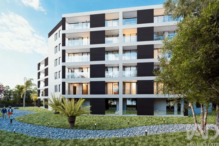 Apartamento T3 para Venda em Pedrouços Foto 9