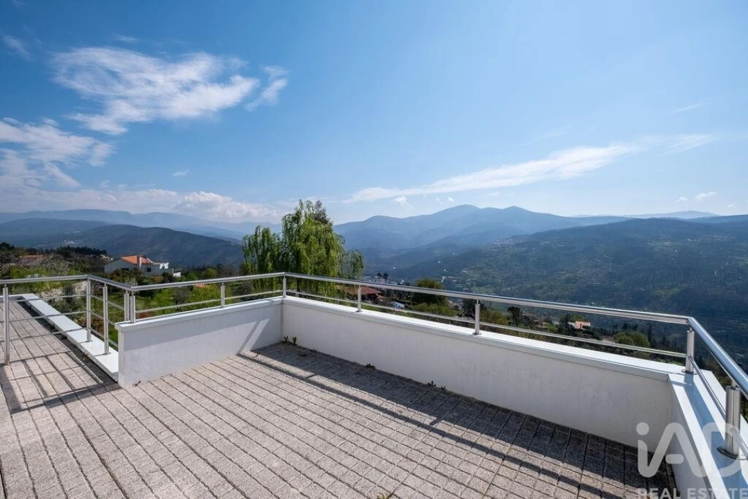 Moradia T4 para Venda em Santa Ovaia e Vila Pouca da Beira Foto 26