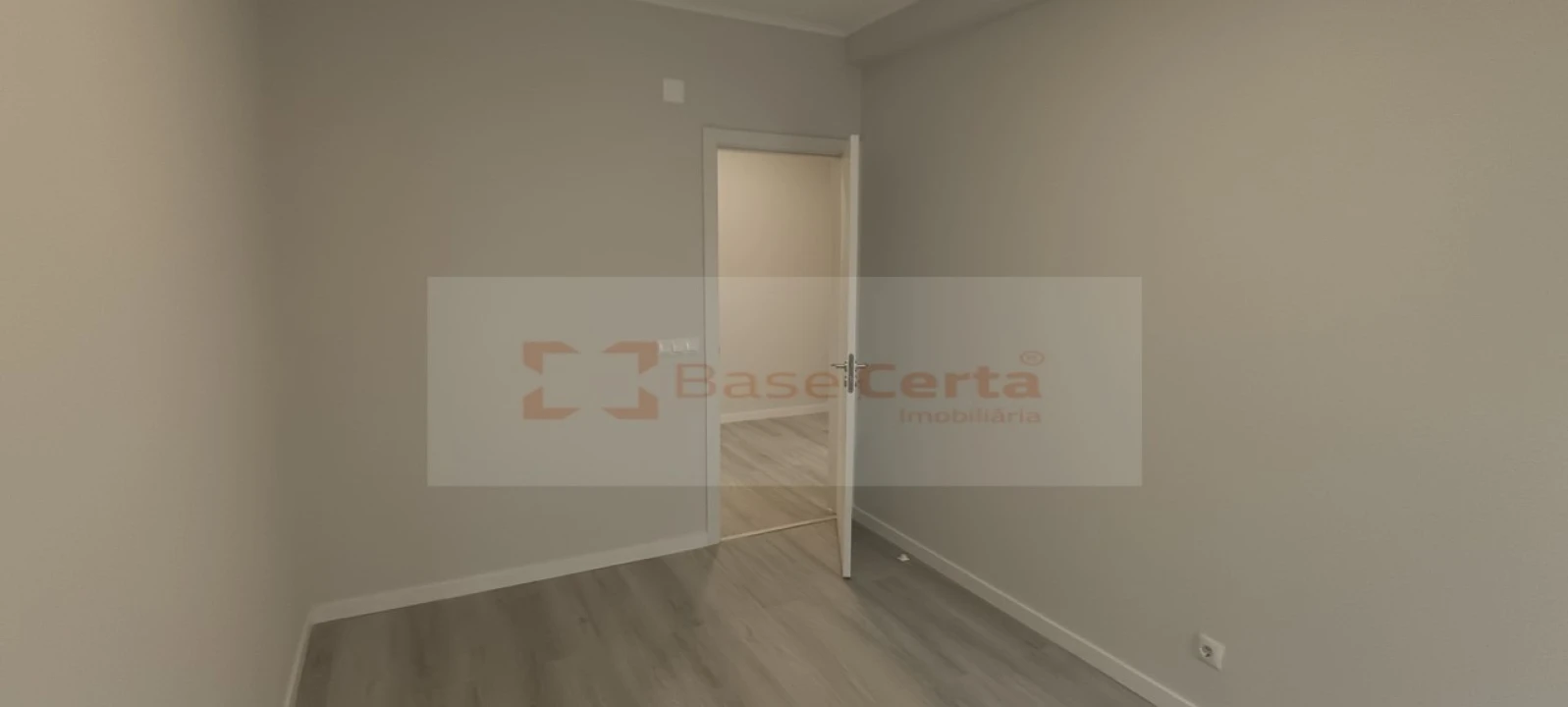 Apartamento T2 para Venda em Oeiras e São Julião da Barra, Paço de Arcos e Caxias Foto 20