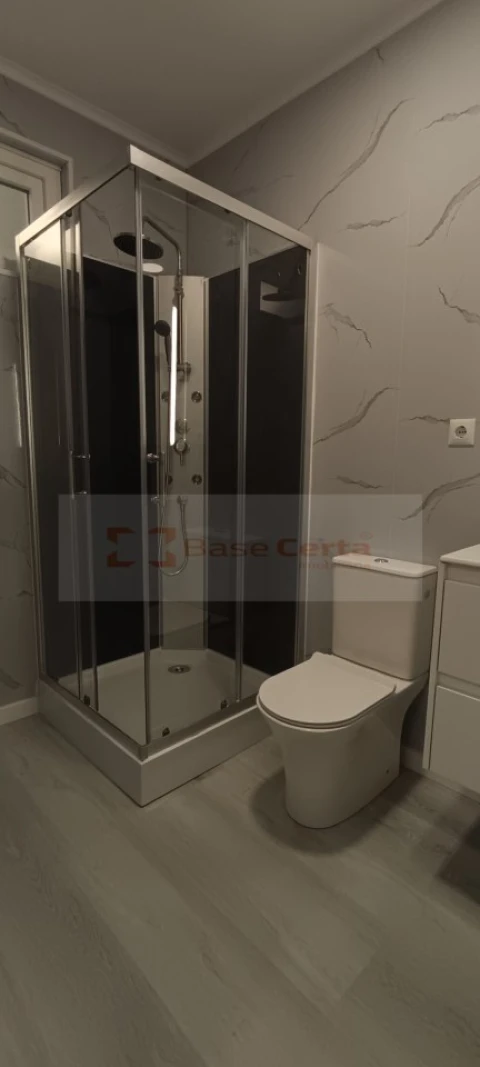 Apartamento T2 para Venda em Oeiras e São Julião da Barra, Paço de Arcos e Caxias