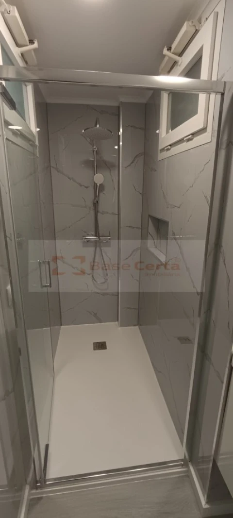 Apartamento T2 para Venda em Oeiras e São Julião da Barra, Paço de Arcos e Caxias