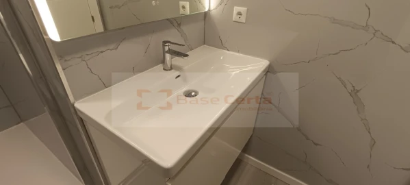 Apartamento T2 para Venda em Oeiras e São Julião da Barra, Paço de Arcos e Caxias