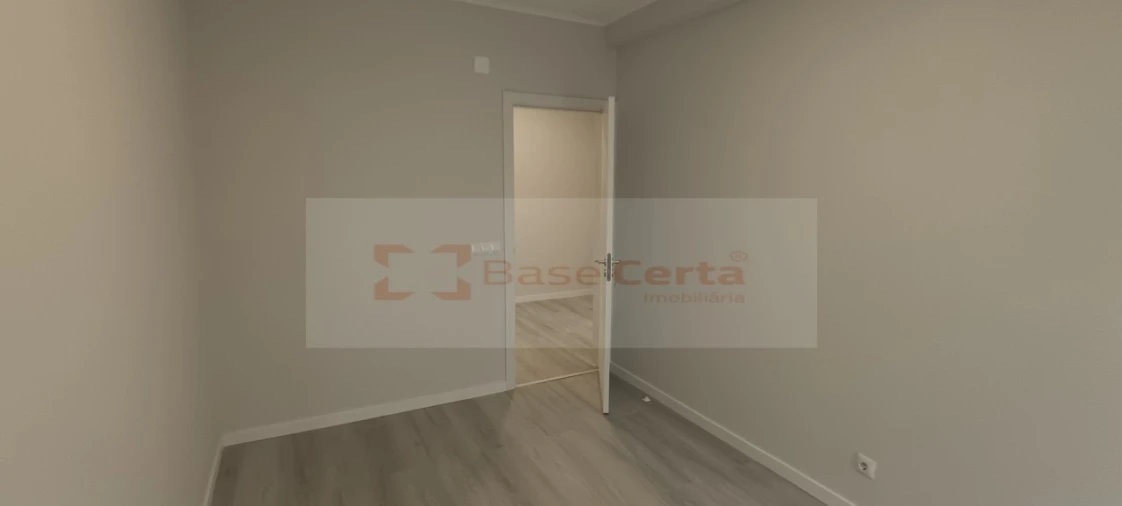Apartamento T2 para Venda em Oeiras e São Julião da Barra, Paço de Arcos e Caxias Foto 20