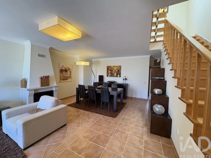 Moradia T3 para Venda em Ferragudo Foto 2