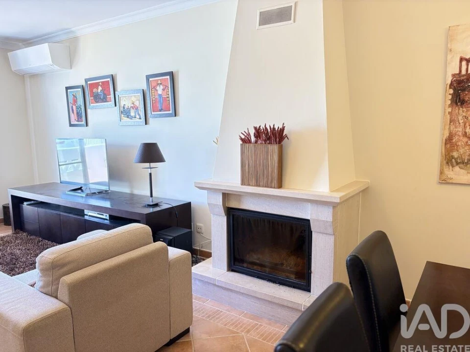 Moradia T3 para Venda em Ferragudo Foto 3