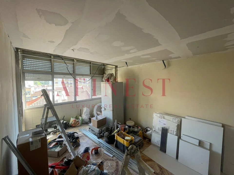 Apartamento T2 para Venda em Odivelas Foto 13