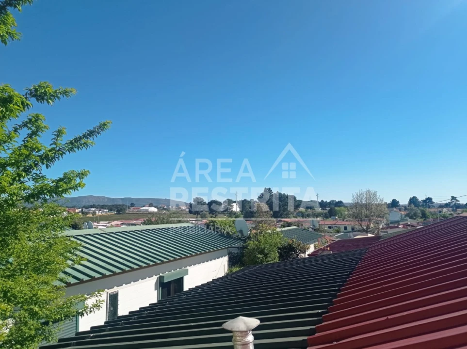 Moradia T2 para Venda em Fernao Ferro Foto 18