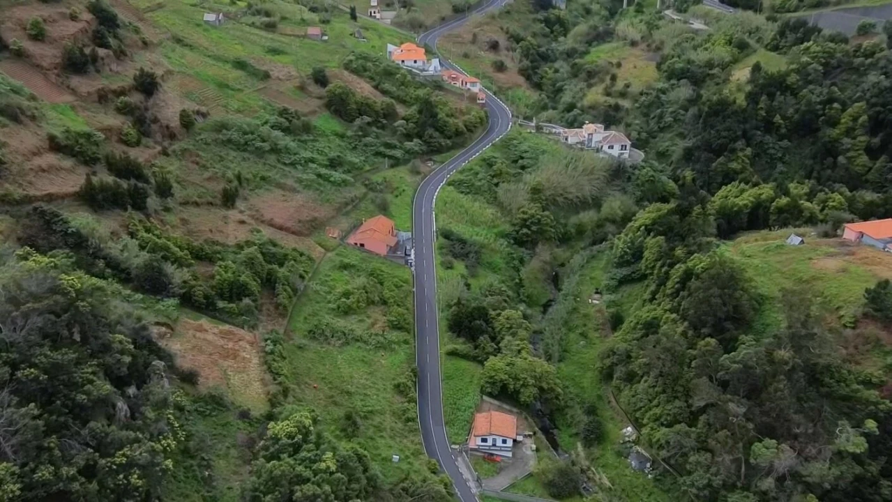 Terreno para Venda em Porto da Cruz Foto 11