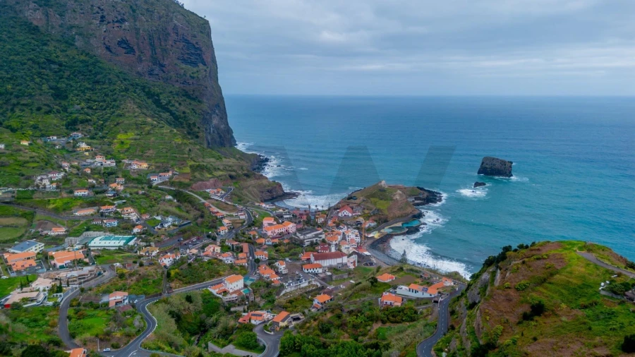 Terreno para Venda em Porto da Cruz Foto 7